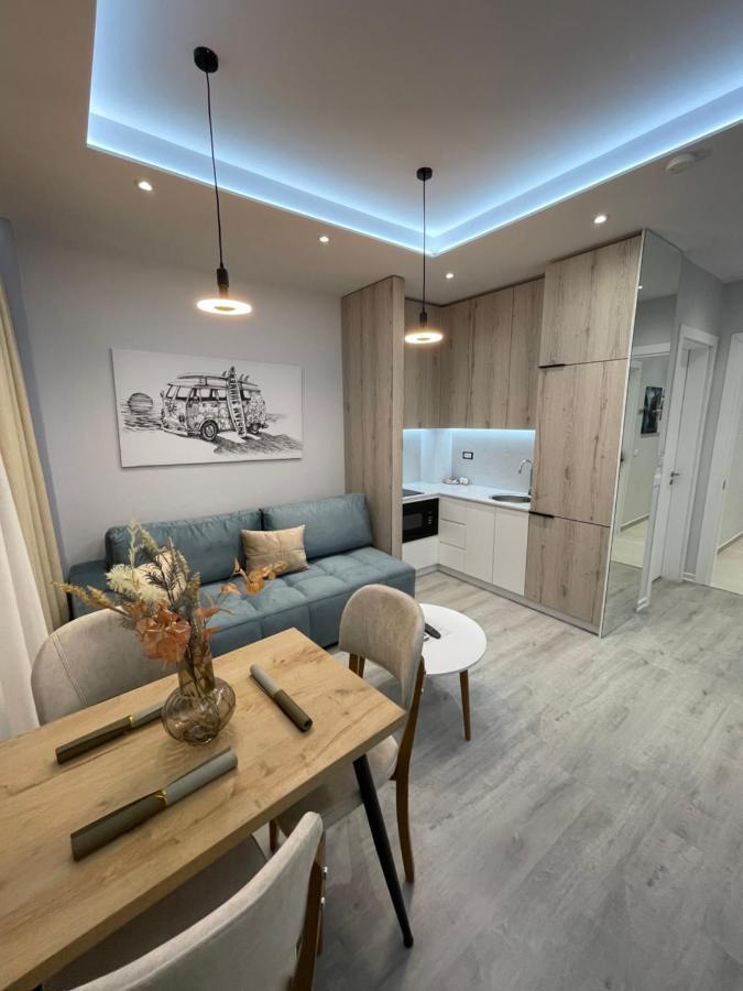 Scandi Apartaments Дуррес Екстер'єр фото
