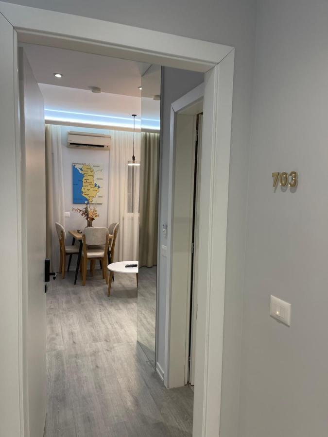 Scandi Apartaments Дуррес Екстер'єр фото