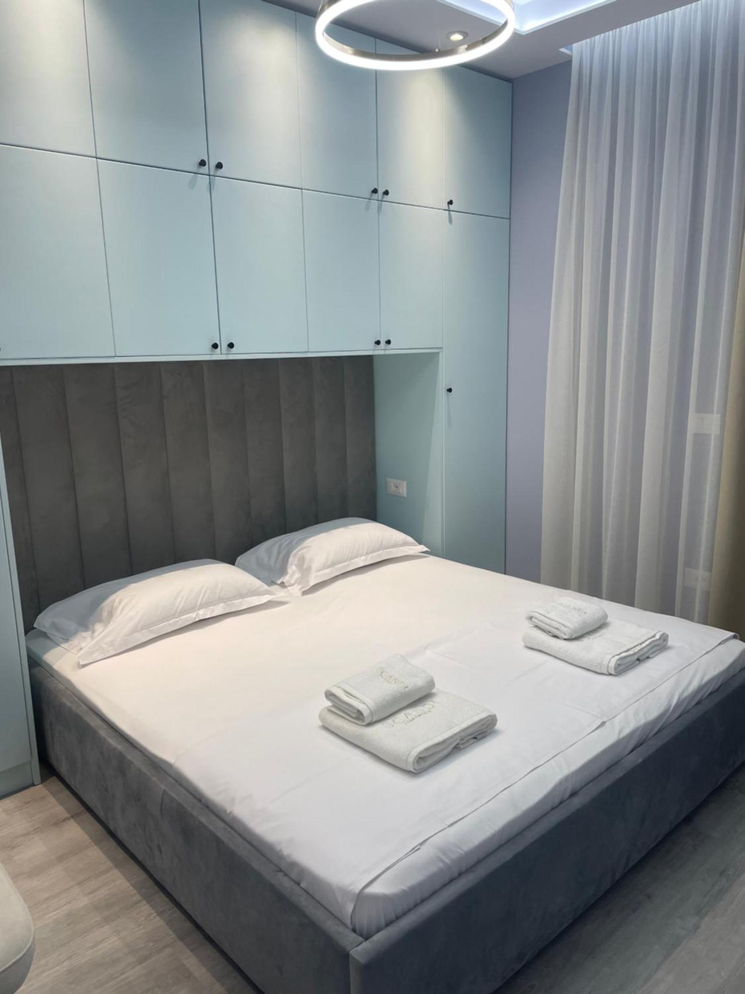 Scandi Apartaments Дуррес Екстер'єр фото