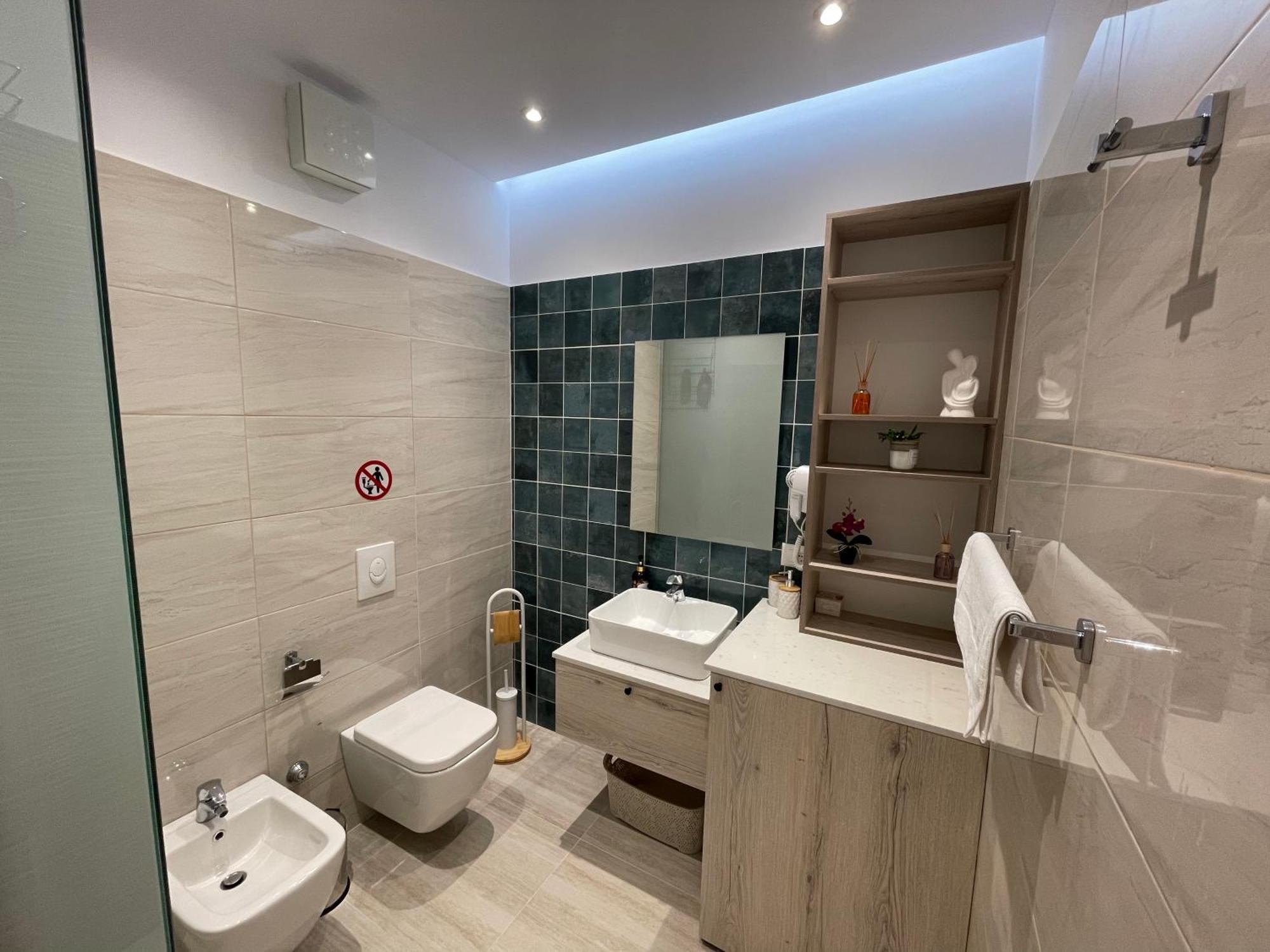 Scandi Apartaments Дуррес Екстер'єр фото