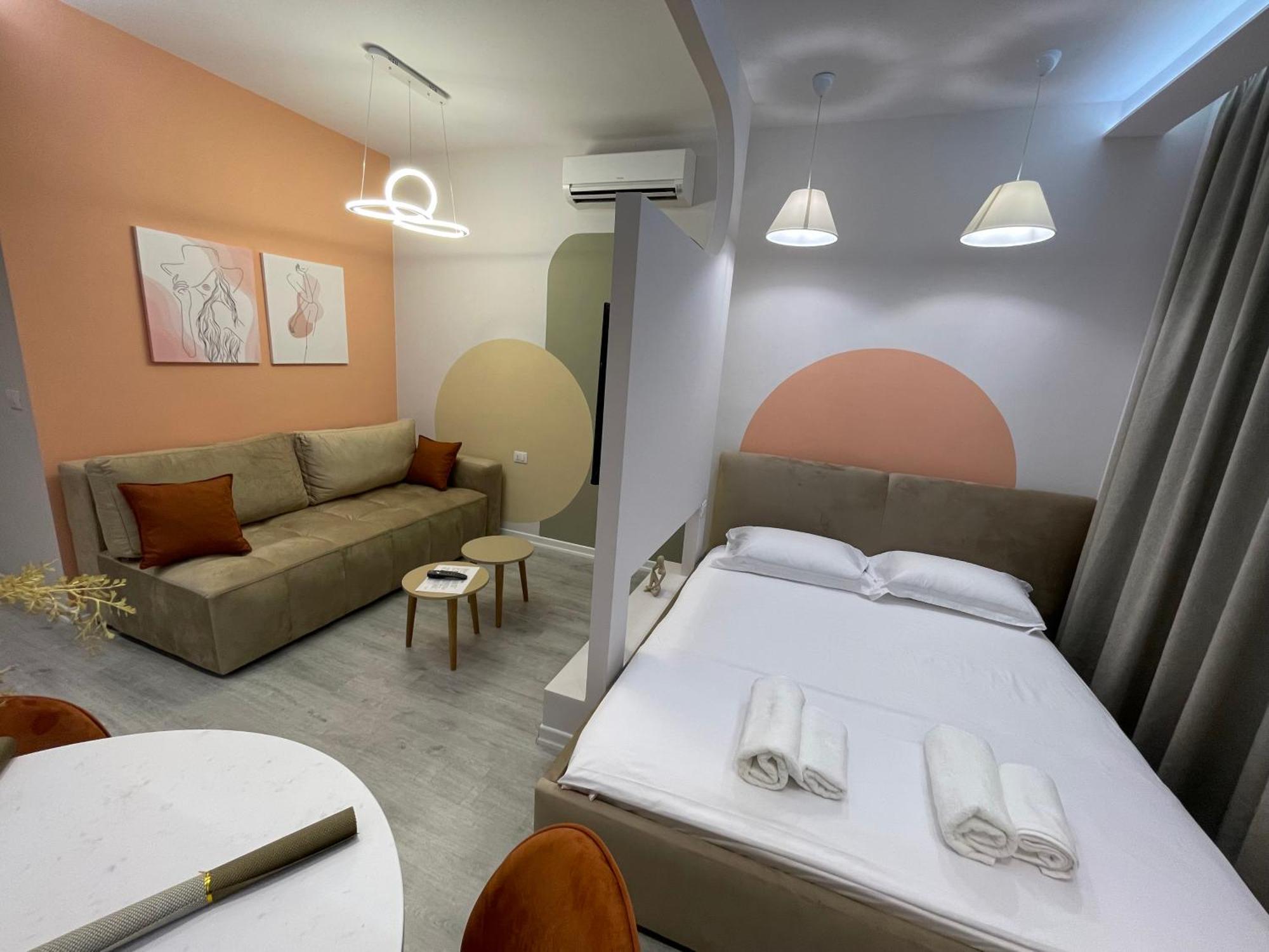 Scandi Apartaments Дуррес Екстер'єр фото