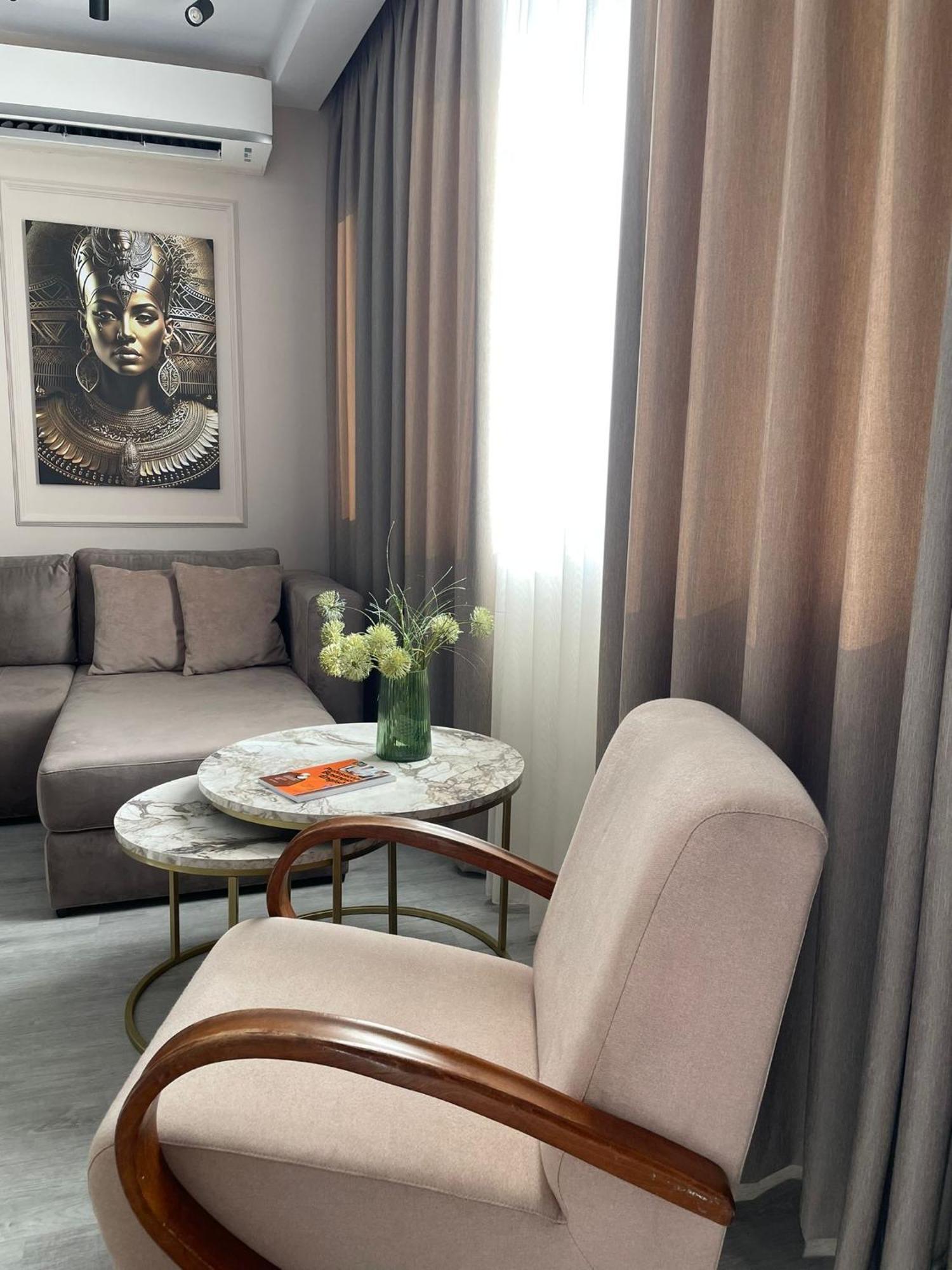 Scandi Apartaments Дуррес Екстер'єр фото